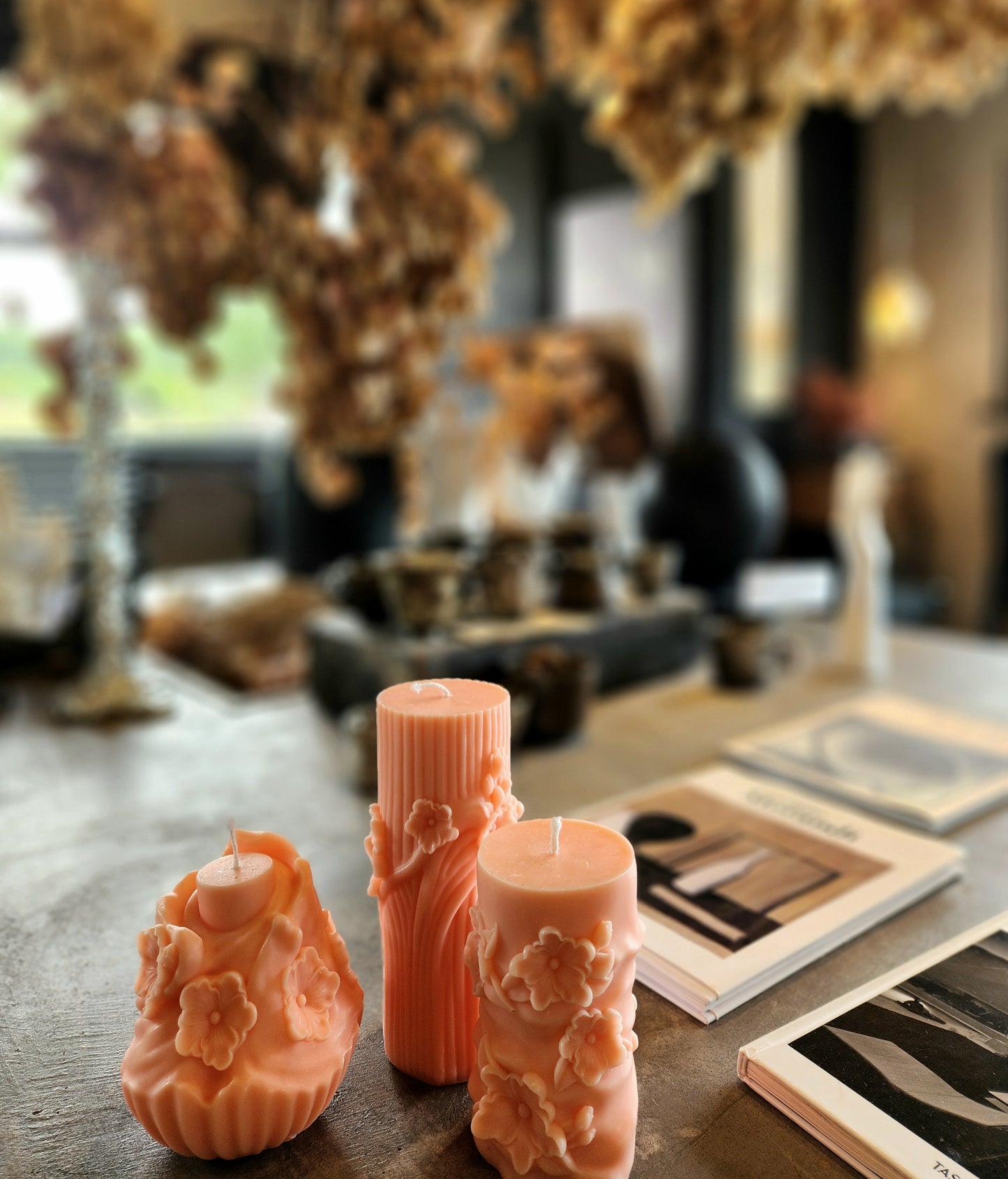 Night Sakura Whisper Large Sculptural Scented Candle | 530g Handcrafted Soy Wax | Luxury Home Fragrance & Gift